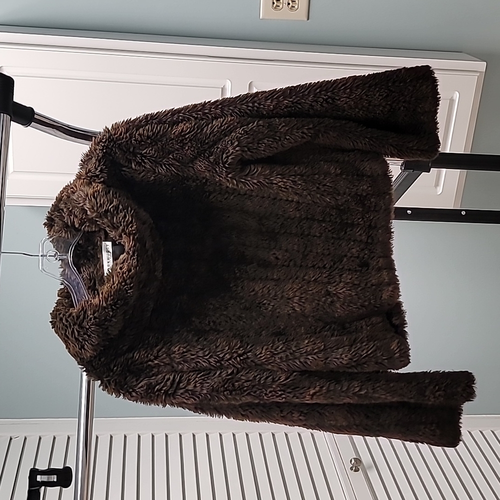 Fuzzy pullover